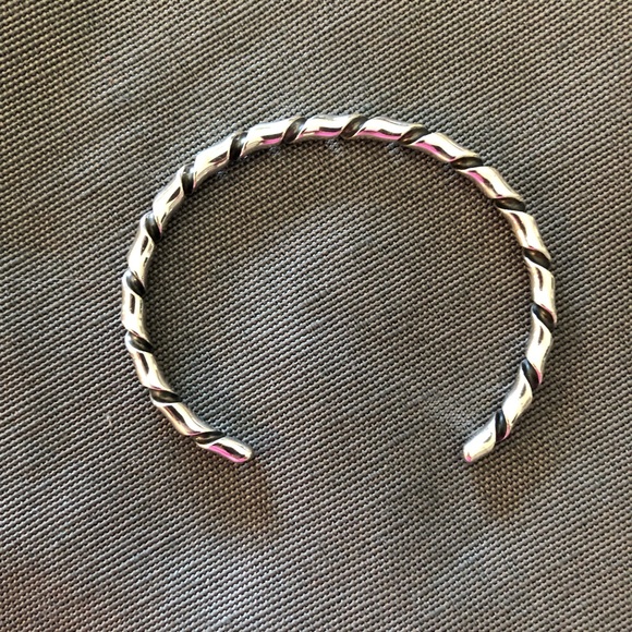 Jewelry - Sterling Silver Twist Bangle